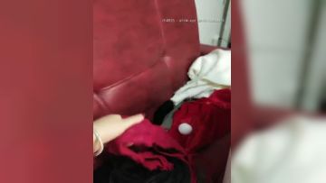 乱伦刺激的骚鸡_20210217