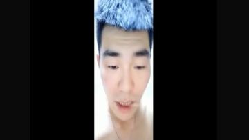 对白有趣的姐弟乱仑秀有狼友问是不是亲生的这弟弟长得太奇芭了有点像傻根 下部