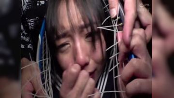 SVDVD-725新田舎のお嬢様学校の女子○生をさらってレイプ、射精直第01集