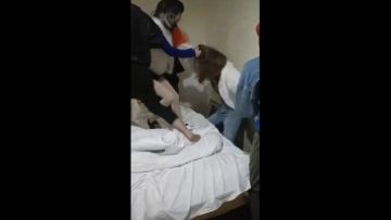 @20205876340 User upload: Take a group of girlfriends to the hotel to catch rape, put. . .